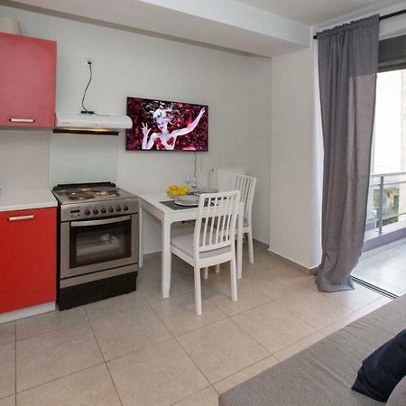 Modern Comfy Apartment Near The Acropolis By Ghh Athén Kültér fotó